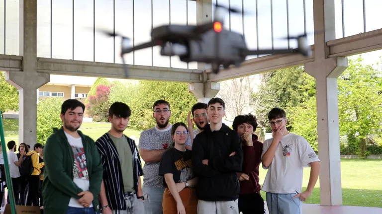 Xornada de drons con aerocámaras no Cotarelo